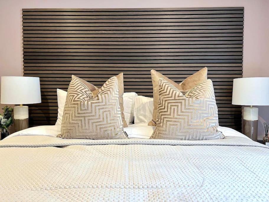 Fabulous Large Apartment In Great Location Bath Dış mekan fotoğraf